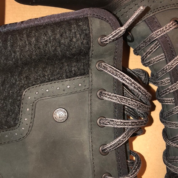 The North Face Boots - Picture 3 of 7